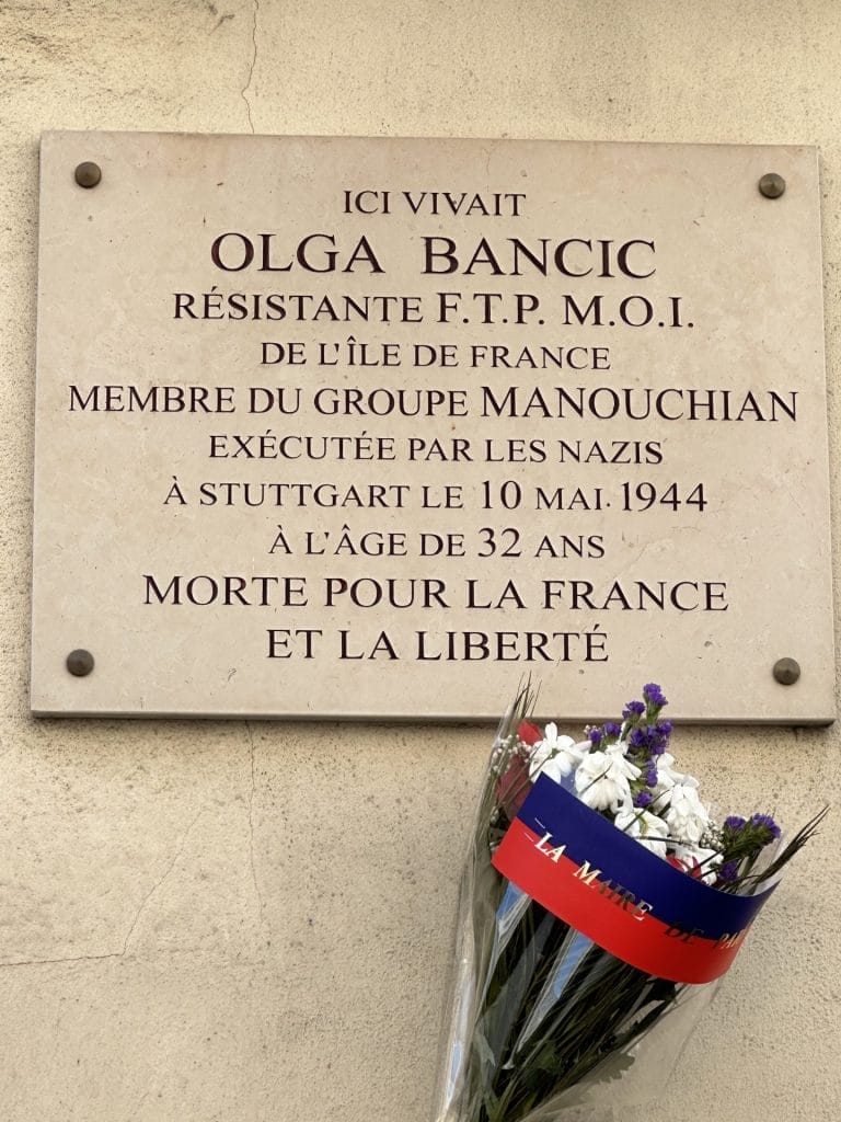 Plaque commémorative ou vivait Olga Bancic